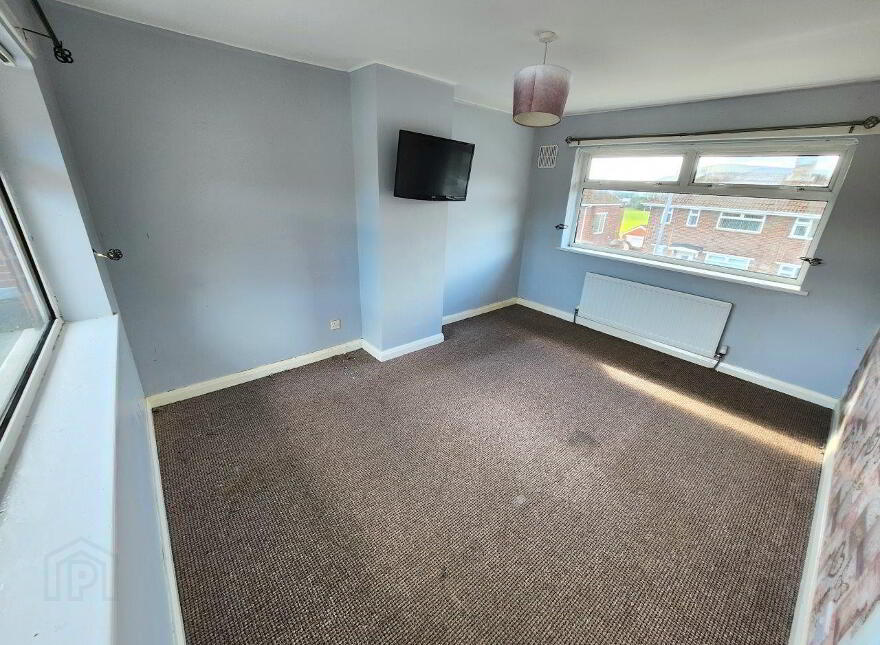 17 Rosscoole Park, Ballysillan Road, North Belfast, BT14 8JW