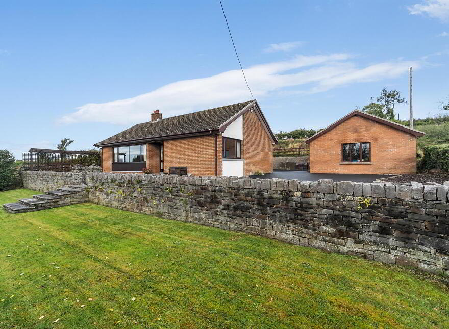 39 Drennan Road, Lisburn, BT27 6UR