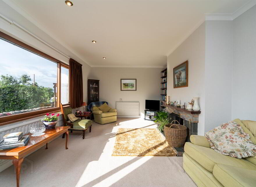 39 Drennan Road, Lisburn, BT27 6UR