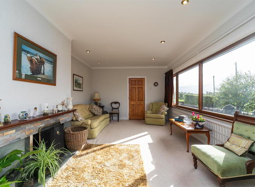 39 Drennan Road, Lisburn, BT27 6UR