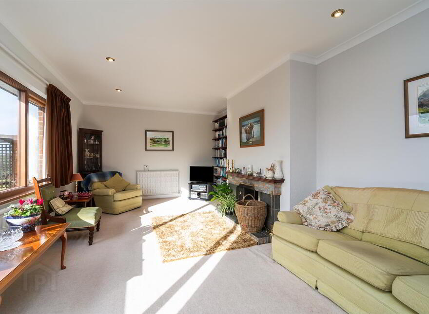 39 Drennan Road, Lisburn, BT27 6UR