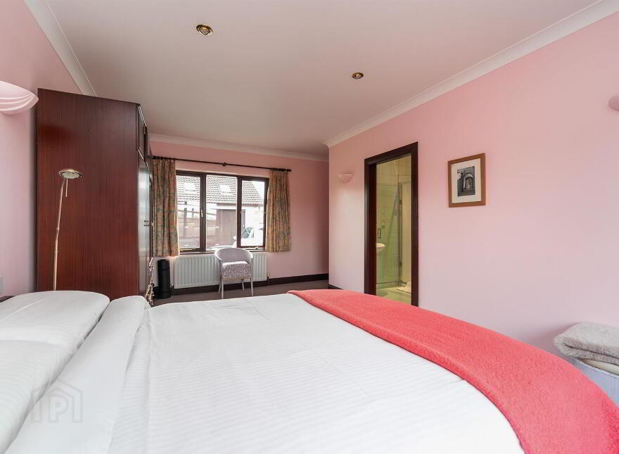 39 Drennan Road, Lisburn, BT27 6UR