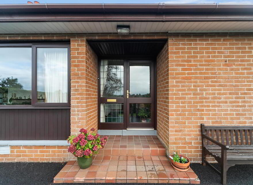 39 Drennan Road, Lisburn, BT27 6UR