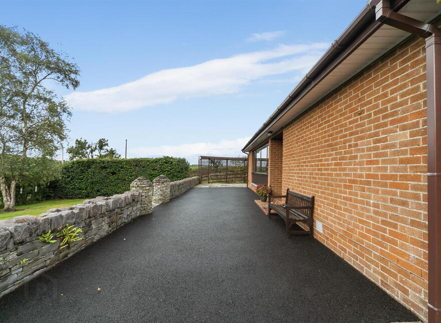 39 Drennan Road, Lisburn, BT27 6UR