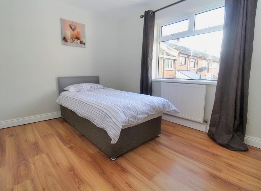 15 Donard Avenue, Newtownards, BT23 4NF