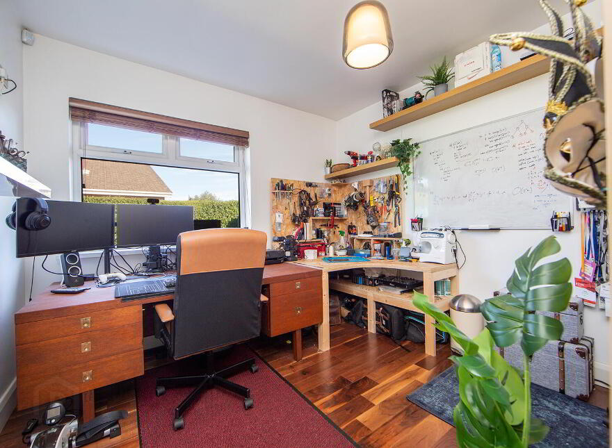 98 Ballycrochan Road, Bangor, BT19 6NF