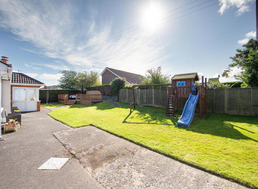98 Ballycrochan Road, Bangor, BT19 6NF