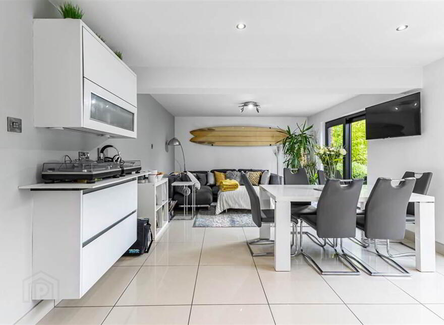 1 Belmont Court, Pond Park, Lisburn, BT28 3YE