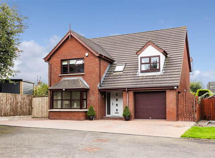 1 Belmont Court, Pond Park, Lisburn, BT28 3YE photo