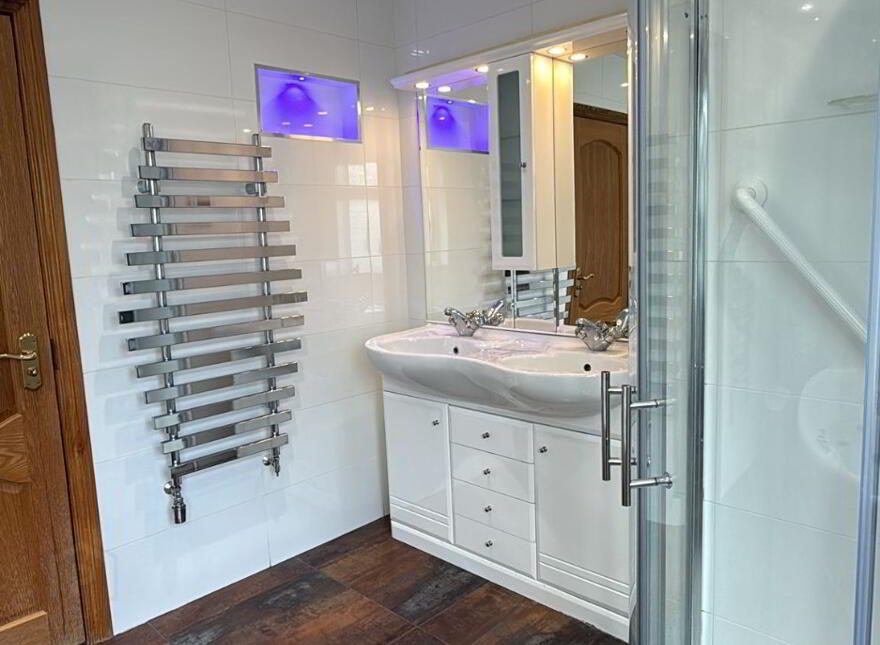 6 Larch Hill Drive, Holywood, BT18 0JS