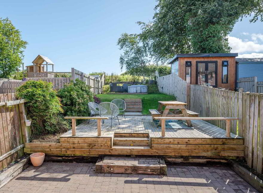 85 Stonebridge Gardens, Conlig, Newtownards, BT23 7QX