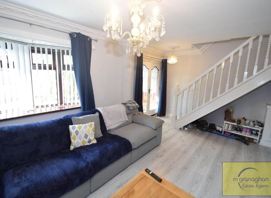 13 New Barnsley Park, Belfast, BT12 7HE
