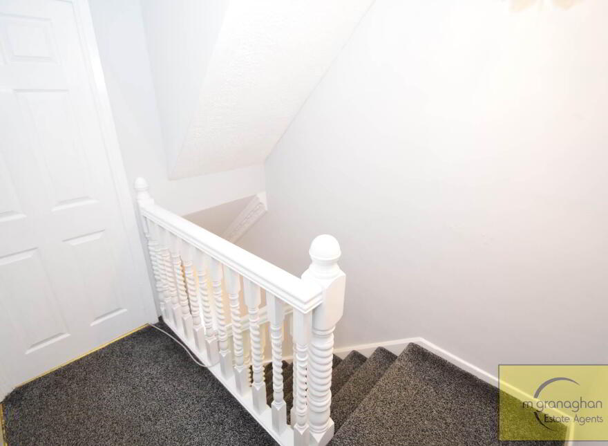 13 New Barnsley Park, Belfast, BT12 7HE