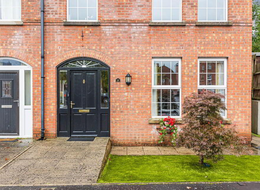 19 Killeaton Place, Dunmurry, Belfast, BT17 9HR