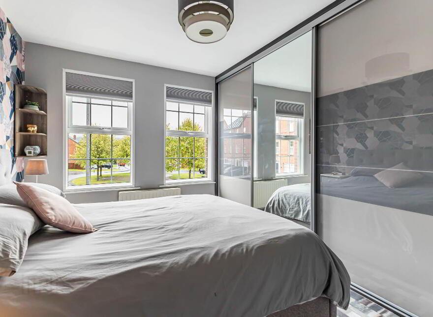 19 Killeaton Place, Dunmurry, Belfast, BT17 9HR