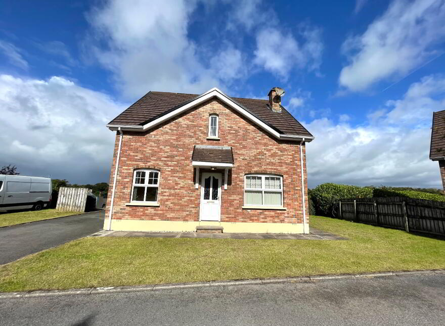 31 Hazelwood, Irvinestown, BT94 1EQ photo