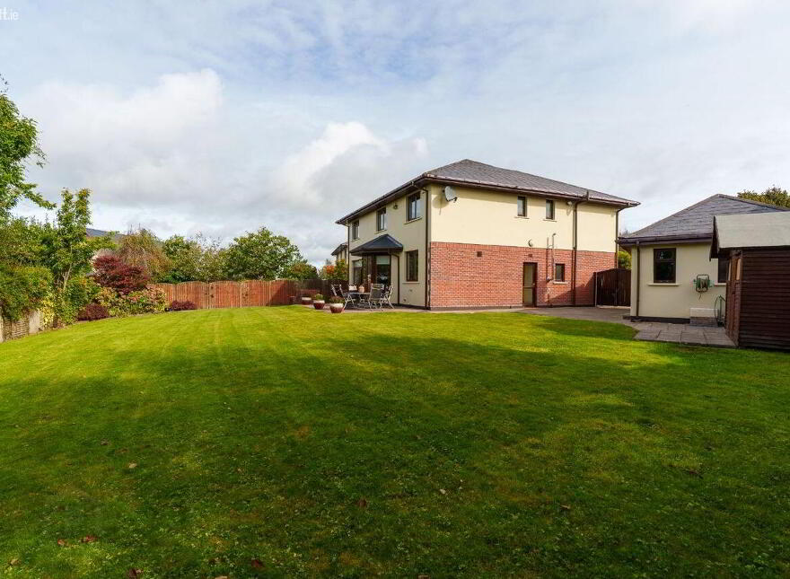 39 Heatherfield, Ballymaw, Waterfall, Cork