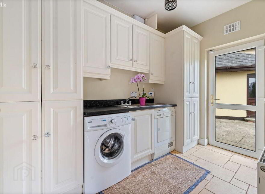 39 Heatherfield, Ballymaw, Waterfall, Cork