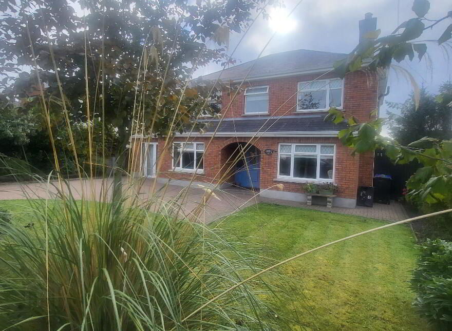 9 Sliabh View, Mohill, N41YD77