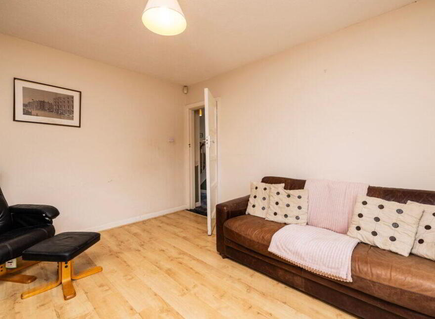 1 Ferndale Avenue, Glasnevin, Dublin, D11CC8K
