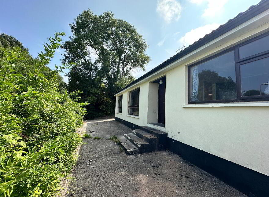 Hill Road, Kilmoganny, R95