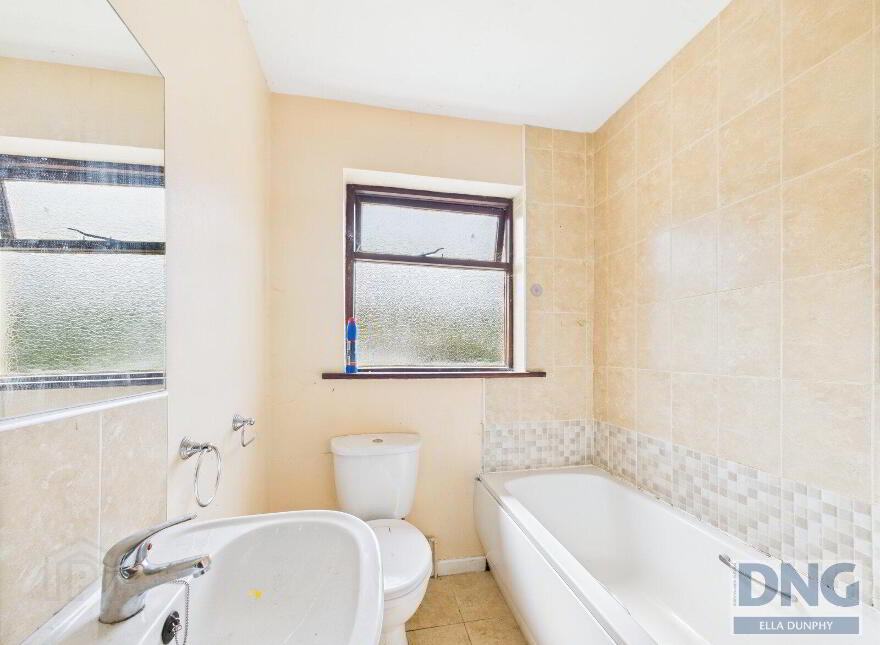 Hill Road, Kilmoganny, R95