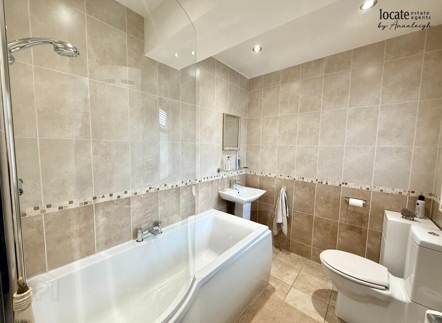 10 Silverbrook Park, Newbuildings, L'Derry, BT47 2RD