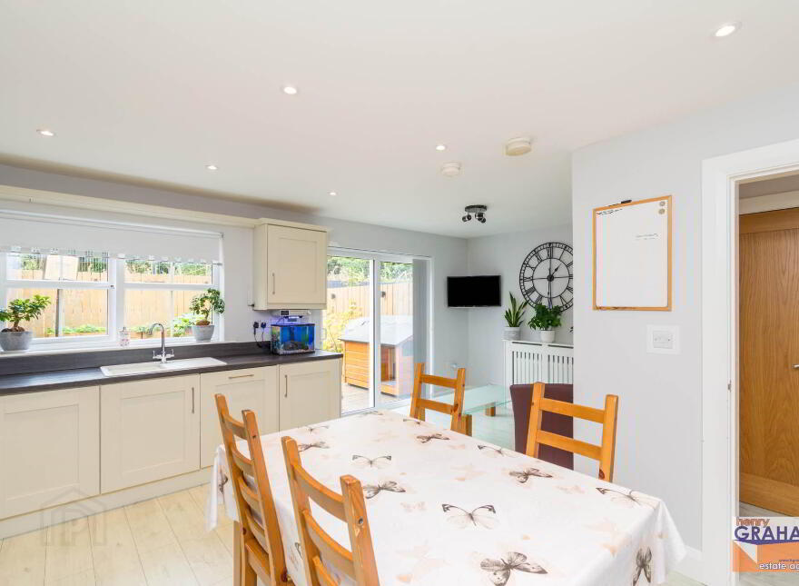 11 Limetree Court, Lisburn, BT28 2WG
