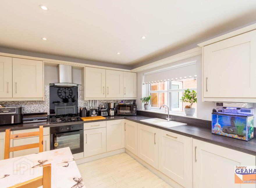 11 Limetree Court, Lisburn, BT28 2WG