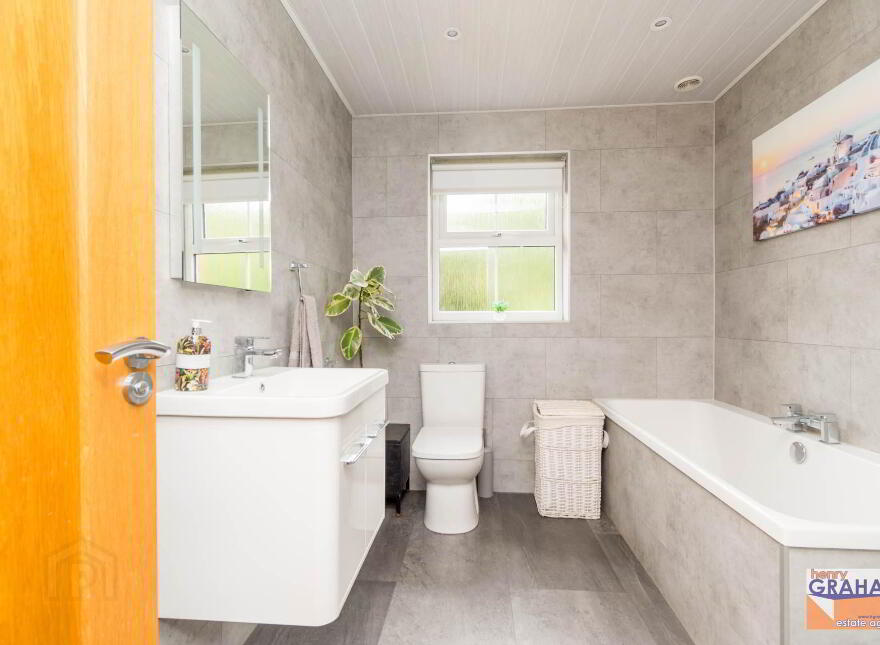 11 Limetree Court, Lisburn, BT28 2WG