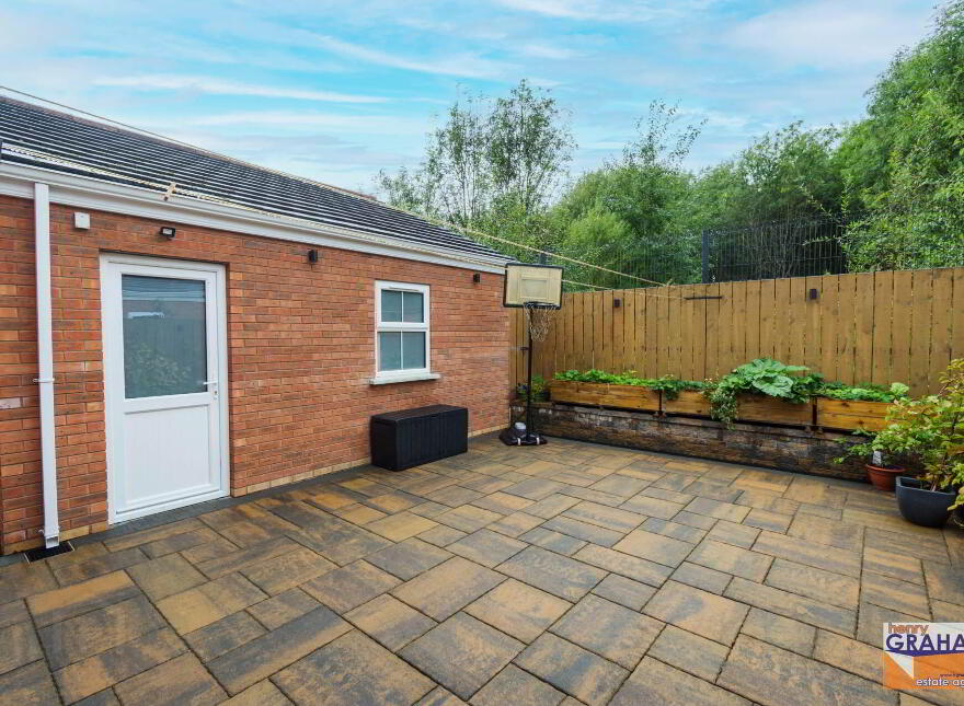 11 Limetree Court, Lisburn, BT28 2WG