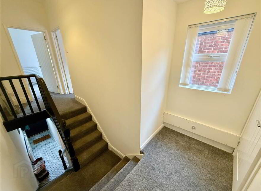 38 Lichfield Avenue, Bloomfield, Belfast, BT5 5JQ