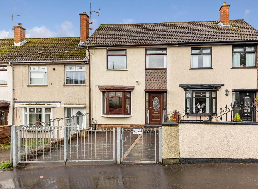 3 Kerrykeel Gardens, Belfast, BT11 9HR photo
