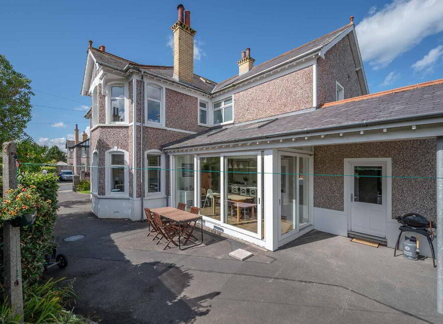 2 Morningside, Bangor, BT20 5PD