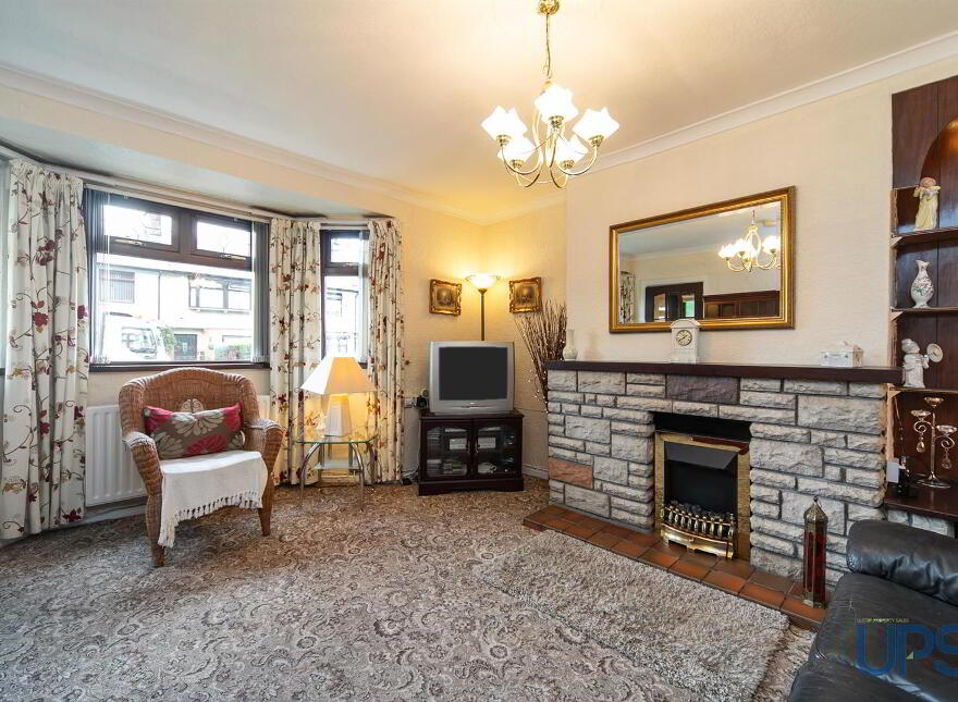 1 St. James's Place, Belfast, BT12 6EH