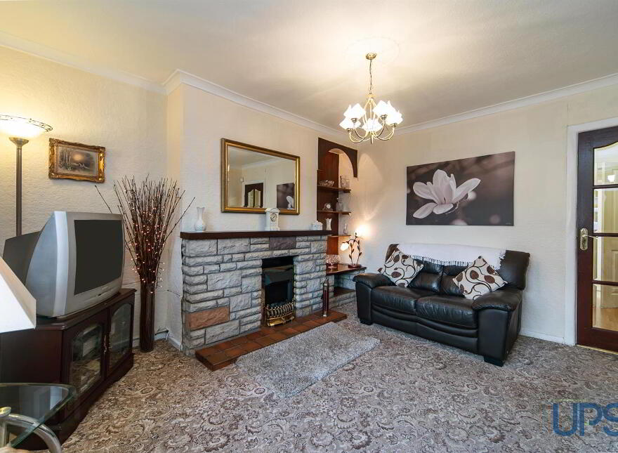 1 St. James's Place, Belfast, BT12 6EH