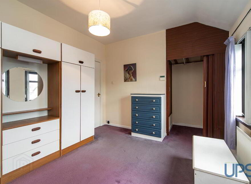 1 St. James's Place, Belfast, BT12 6EH