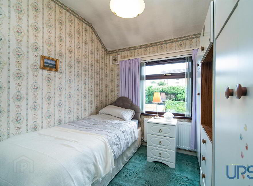 1 St. James's Place, Belfast, BT12 6EH
