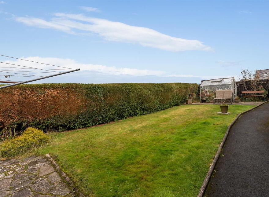 32 Glenariff Drive, Comber, Newtownards, BT23 5HA