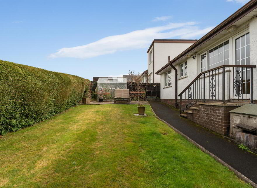 32 Glenariff Drive, Comber, Newtownards, BT23 5HA
