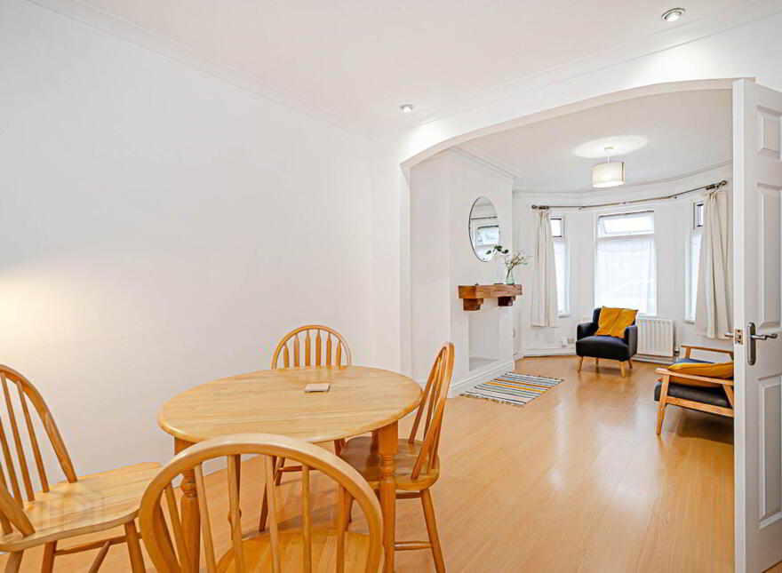 8 Hillsborough Drive, Belfast, BT6 9DS