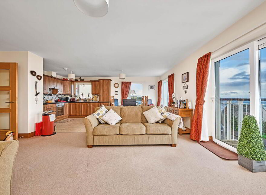 12 Beach Apartments, Portballintrae, BT57 8US