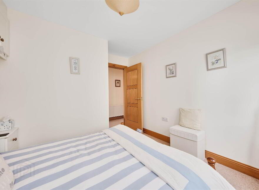 12 Beach Apartments, Portballintrae, BT57 8US
