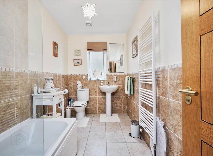 12 Beach Apartments, Portballintrae, BT57 8US