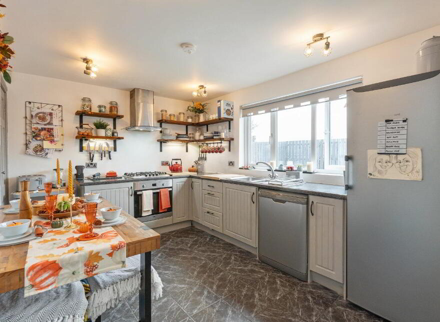 11 Longfield Gardens, Greenisland, Carrickfergus, BT38 8TR