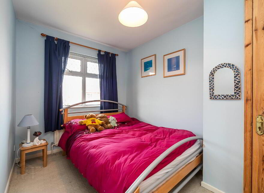 8 Winchester Gardens, Carryduff, Belfast, BT8 8QE