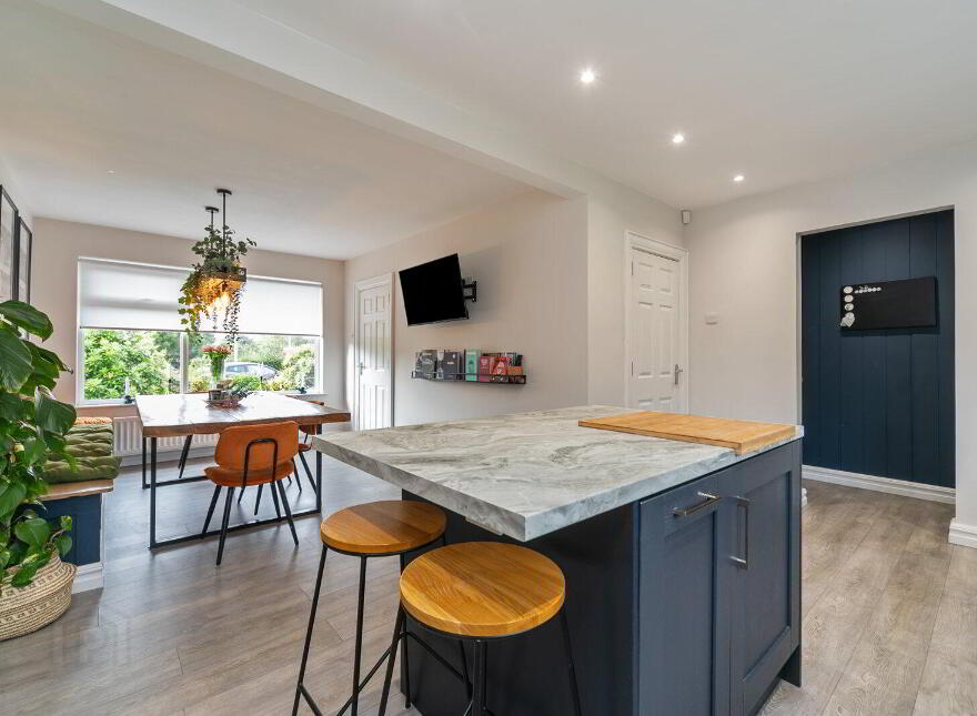 141 Hillsborough Road, Lisburn, BT27 5QY