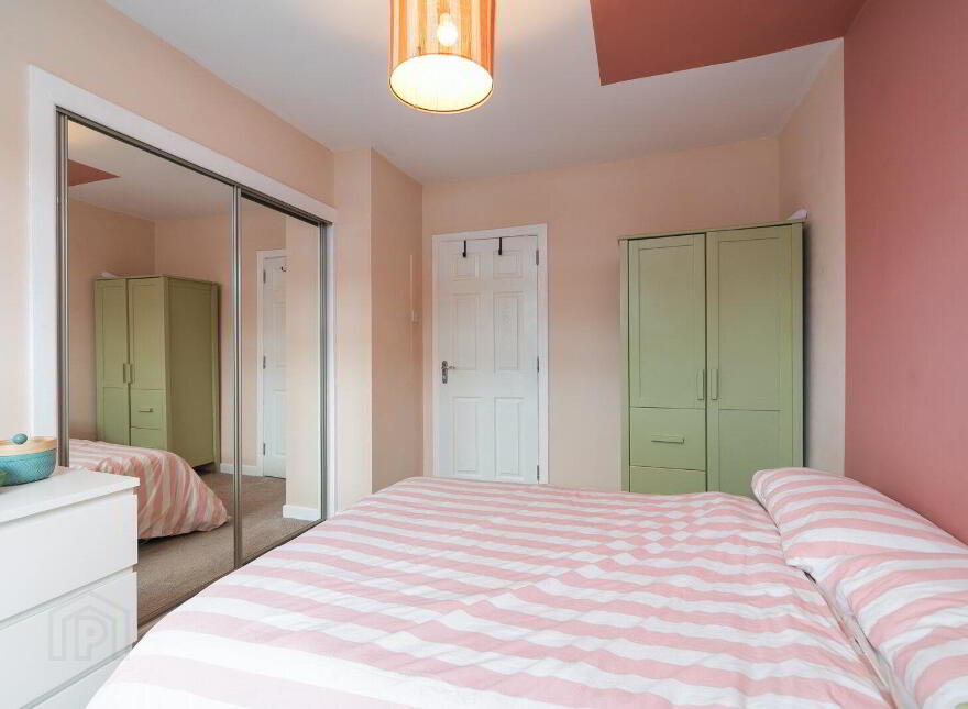 141 Hillsborough Road, Lisburn, BT27 5QY