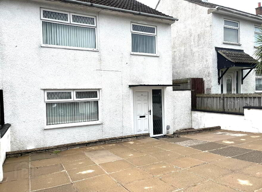50 Blackthorn Park, Carrickfergus, BT38 8ER photo