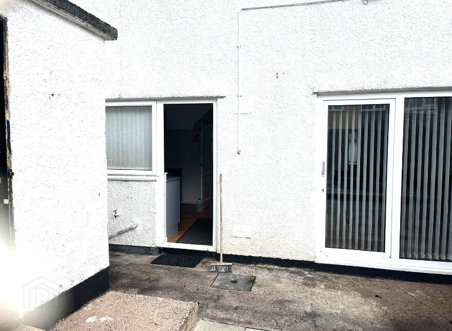 50 Blackthorn Park, Carrickfergus, BT38 8ER